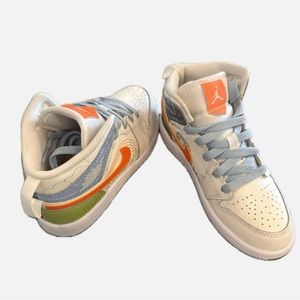 New Nike Jordan 1 Mid SE (PS) Kids/Unisex